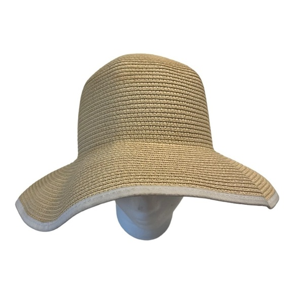 Nicole Marciano 100% Straw Hat Wide Front Brim Flat Back Floppy Beach Hat - Picture 1 of 11